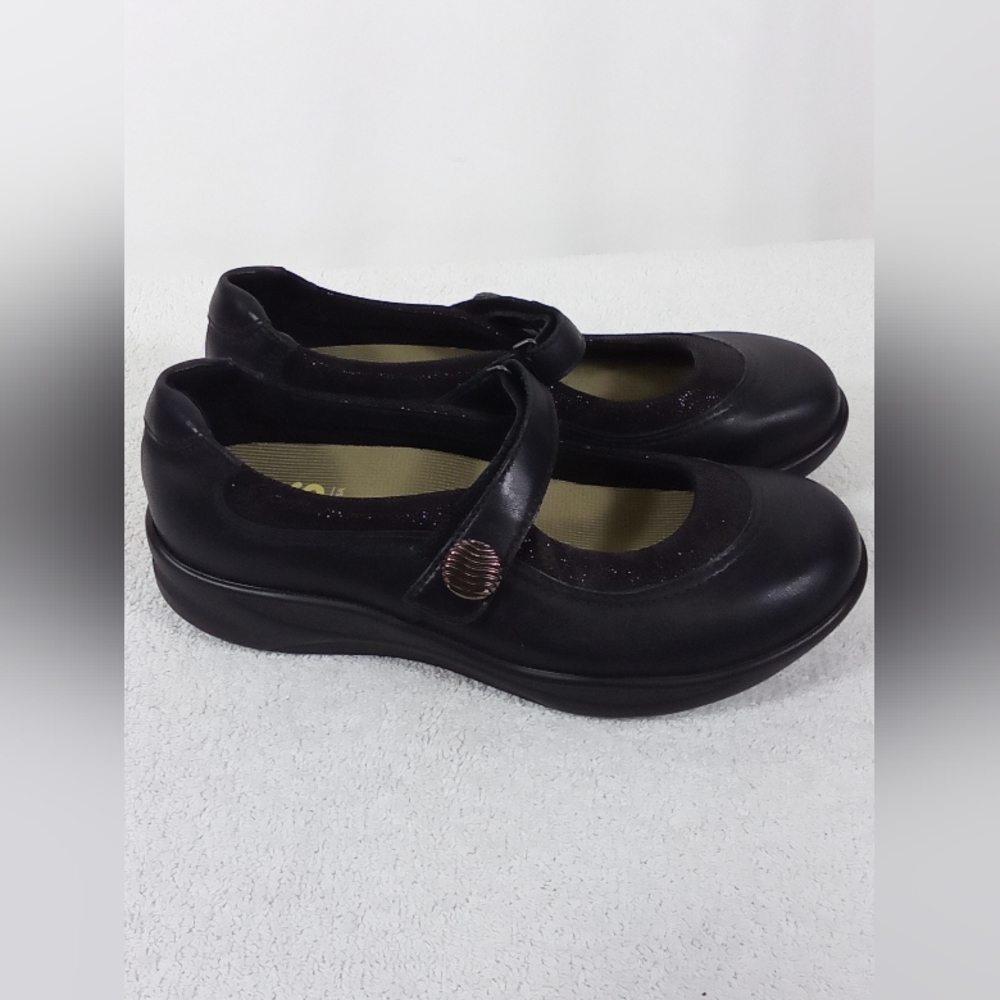 NWT SAS Step Out Black Shoes Size 6.5 - Picture 3 of 8